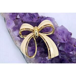 Vintage Monet Goldtone Cream Enamel Bow Brooch